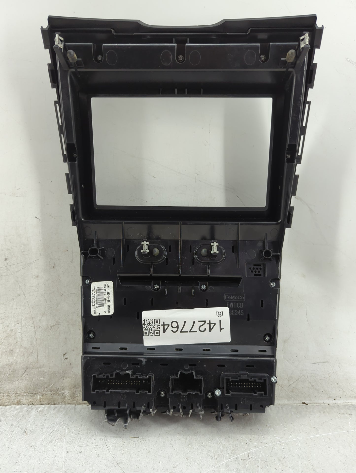 2019-2020 Ford Edge Radio Control Panel - Oemusedautoparts1.com