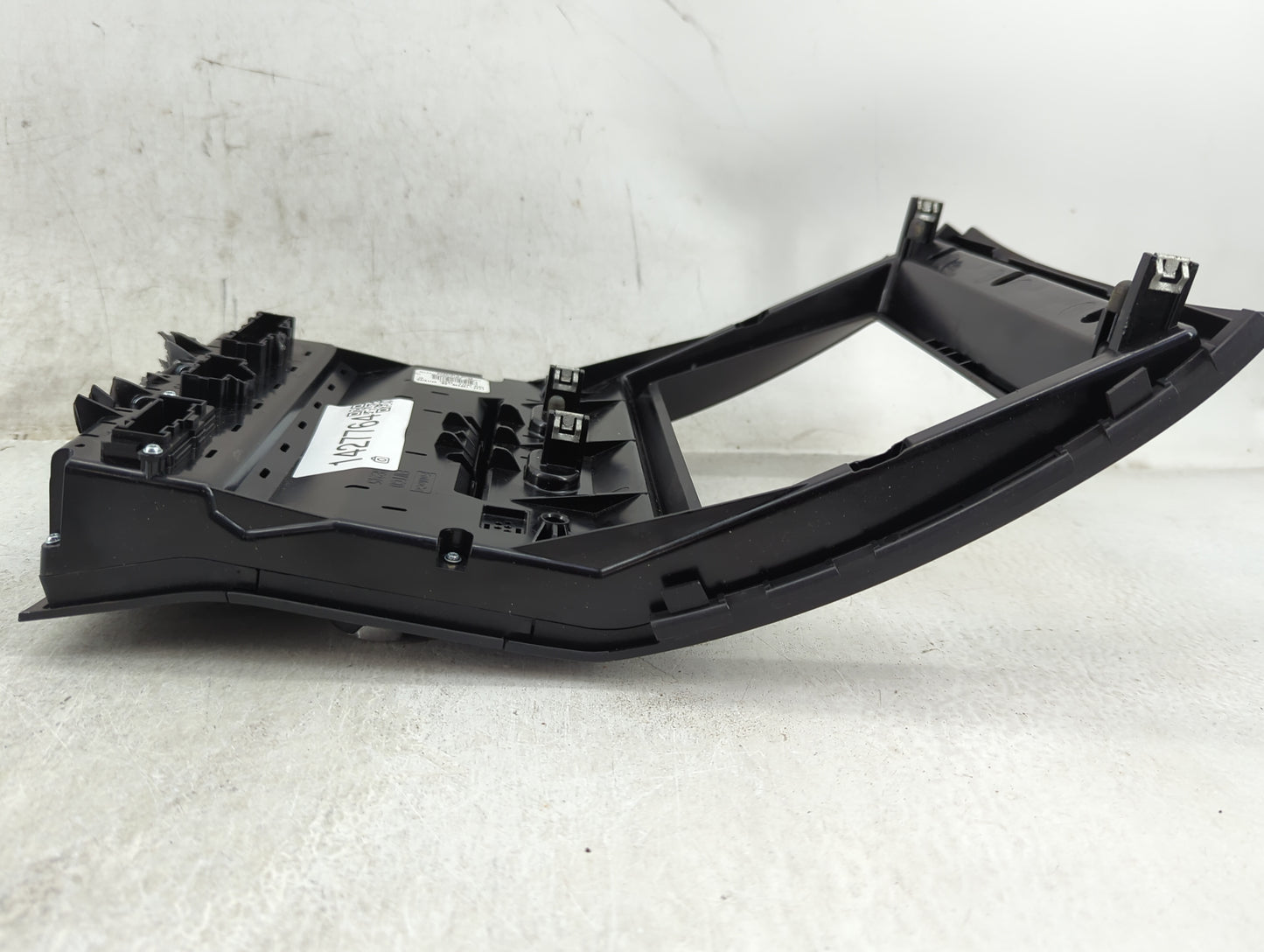 2019-2020 Ford Edge Radio Control Panel - Oemusedautoparts1.com