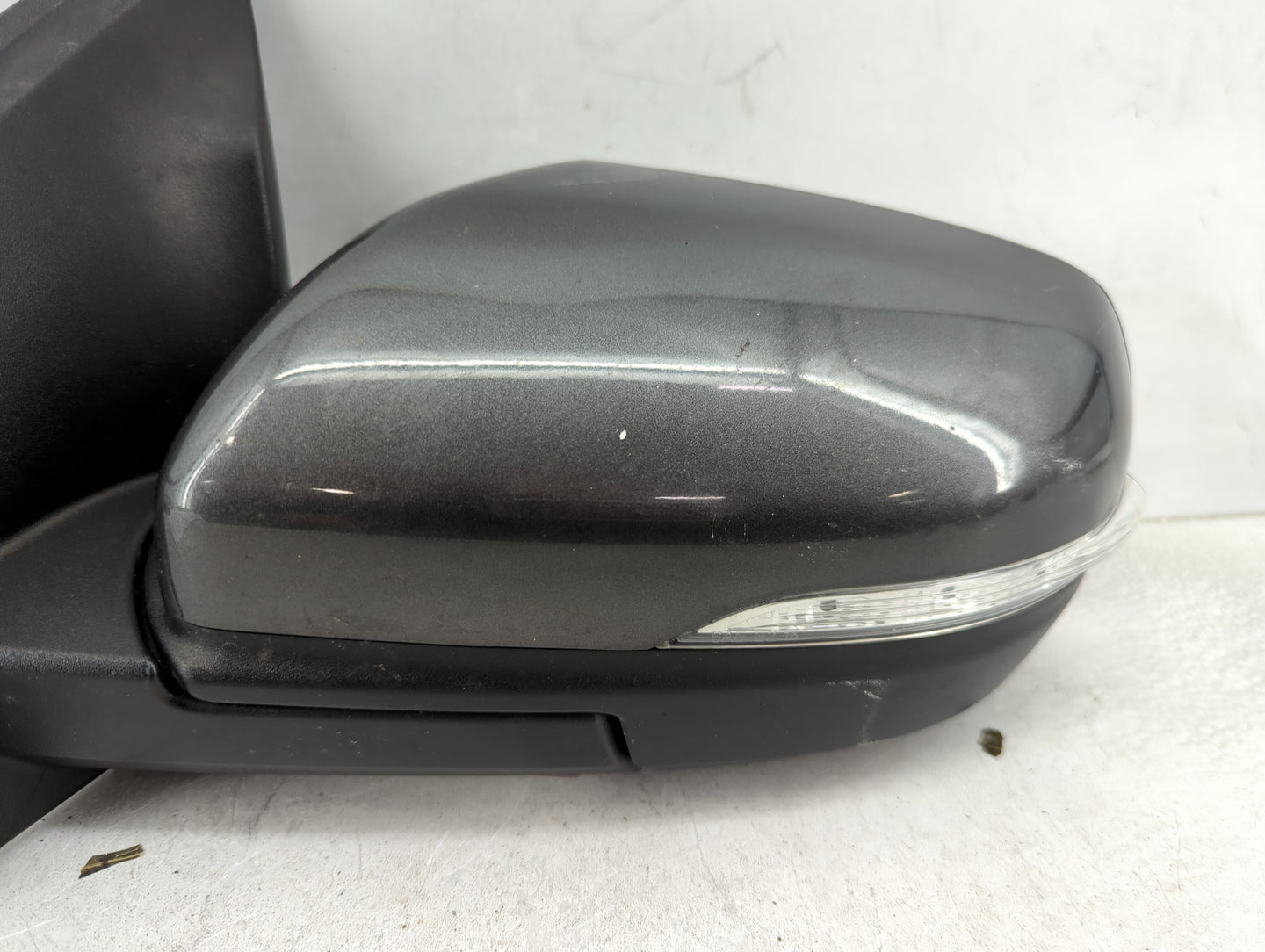 2019-2020 Ford Edge Driver Side View Mirror - Left Door Mirror OEM Used - Oemusedautoparts1.com