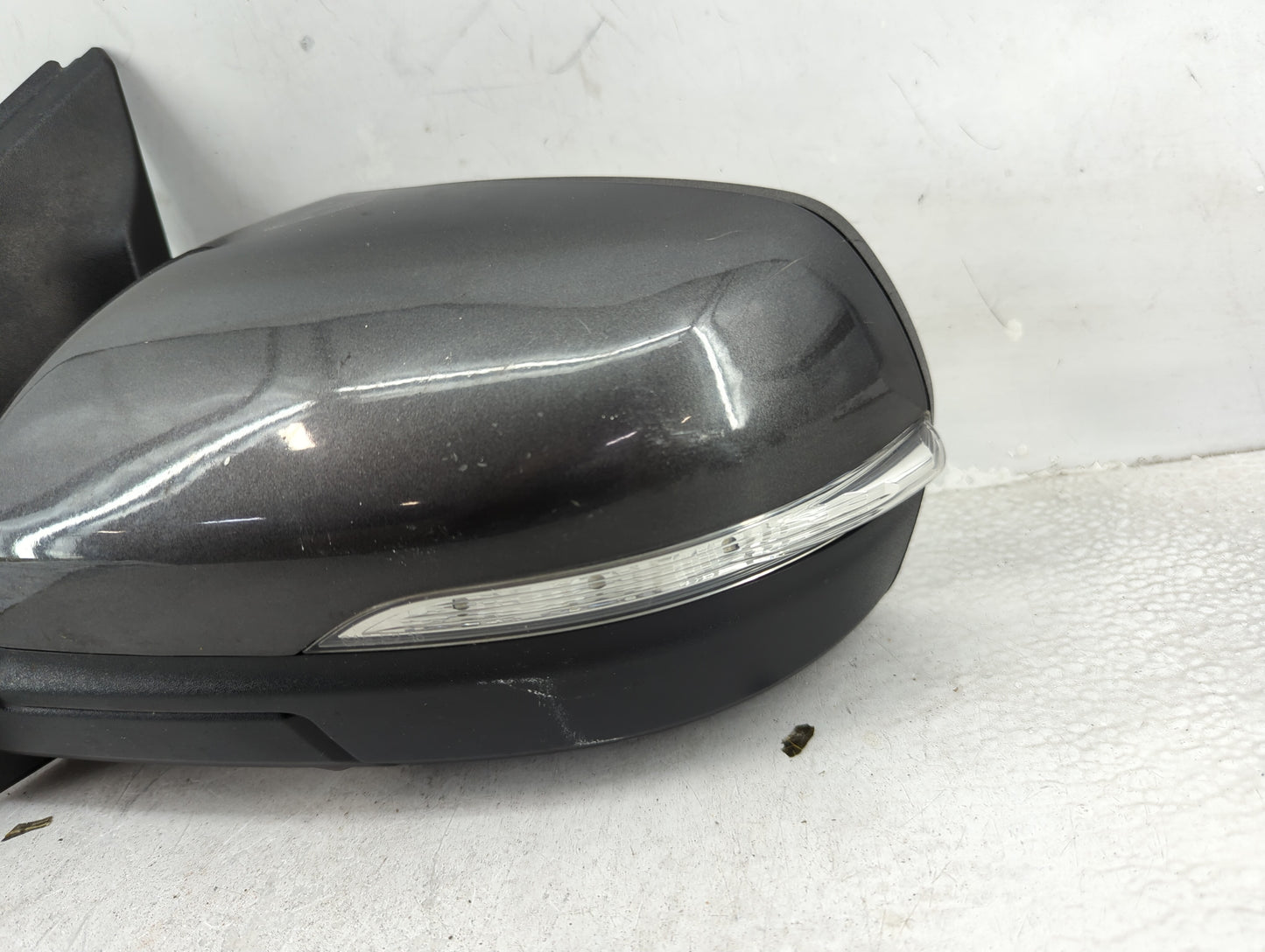 2019-2020 Ford Edge Driver Side View Mirror - Left Door Mirror OEM Used - Oemusedautoparts1.com