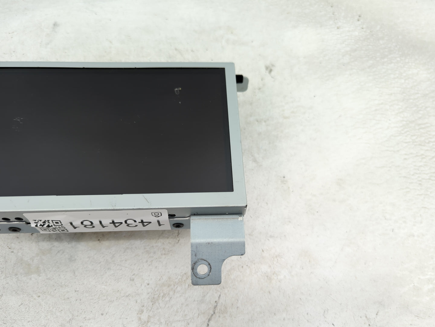 2019-2020 Ford Edge Information Display Screen - Oemusedautoparts1.com
