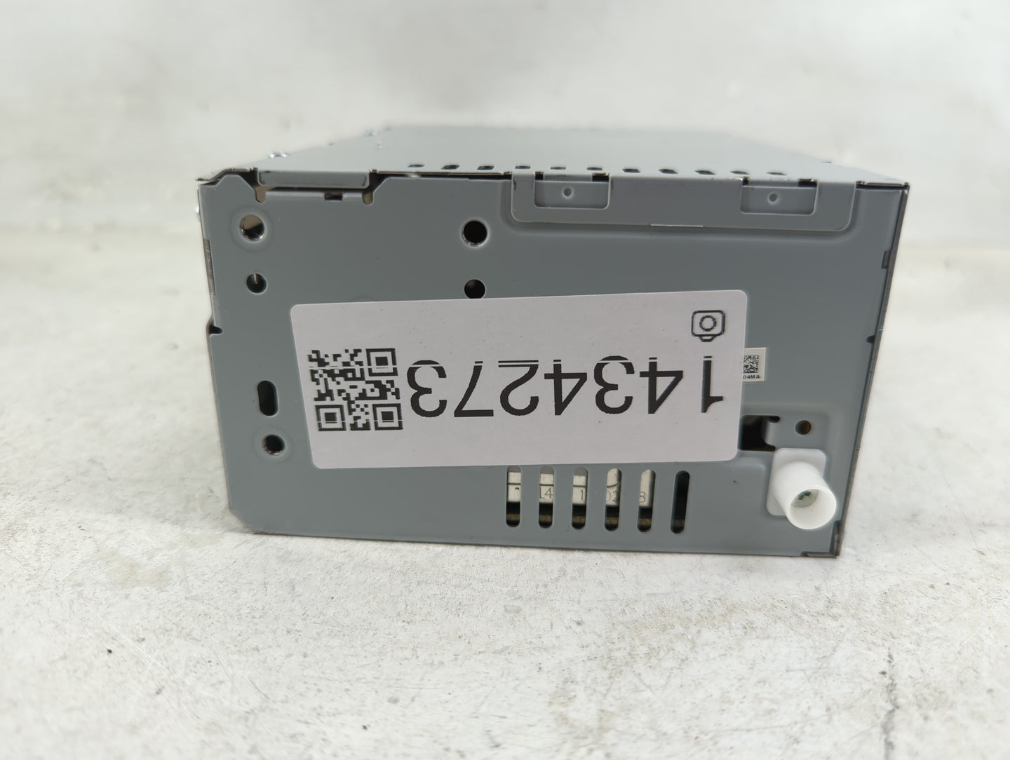 2020 Ford Edge Radio AM FM Cd Player Receiver Replacement P/N:LT4T-18D818-CC FA-HU-CDB Fits OEM Used Auto Parts - Oemusedaut