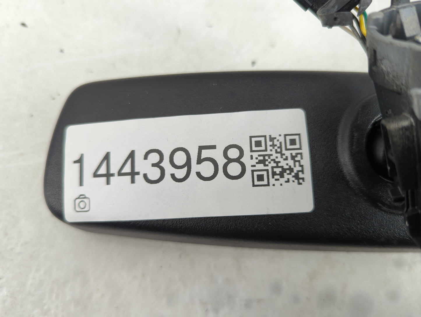 2019-2020 Ford Edge Interior Rear View Mirror Replacement OEM Fits Fits 2019 2020 OEM Used Auto Parts - Oemusedautoparts1.co