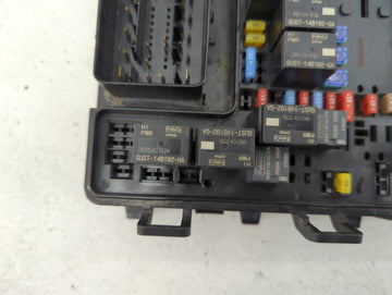 2019-2020 Ford Edge Fusebox Fuse Box Panel Relay Module P/N:GU5T-14B192-GA GU5T-14B192-HA, HU5T-14B192-FFA Fits Fits 2019 2020 OEM Used Auto Parts