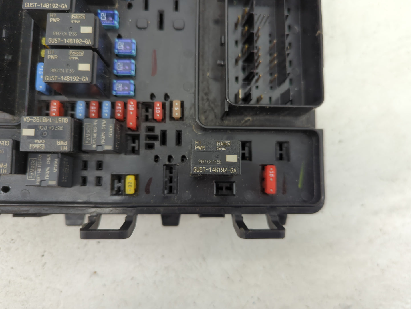 2019-2020 Ford Edge Fusebox Fuse Box Panel Relay Module P/N:GU5T-14B192-GA GU5T-14B192-HA, HU5T-14B192-FFA Fits Fits 2019 20