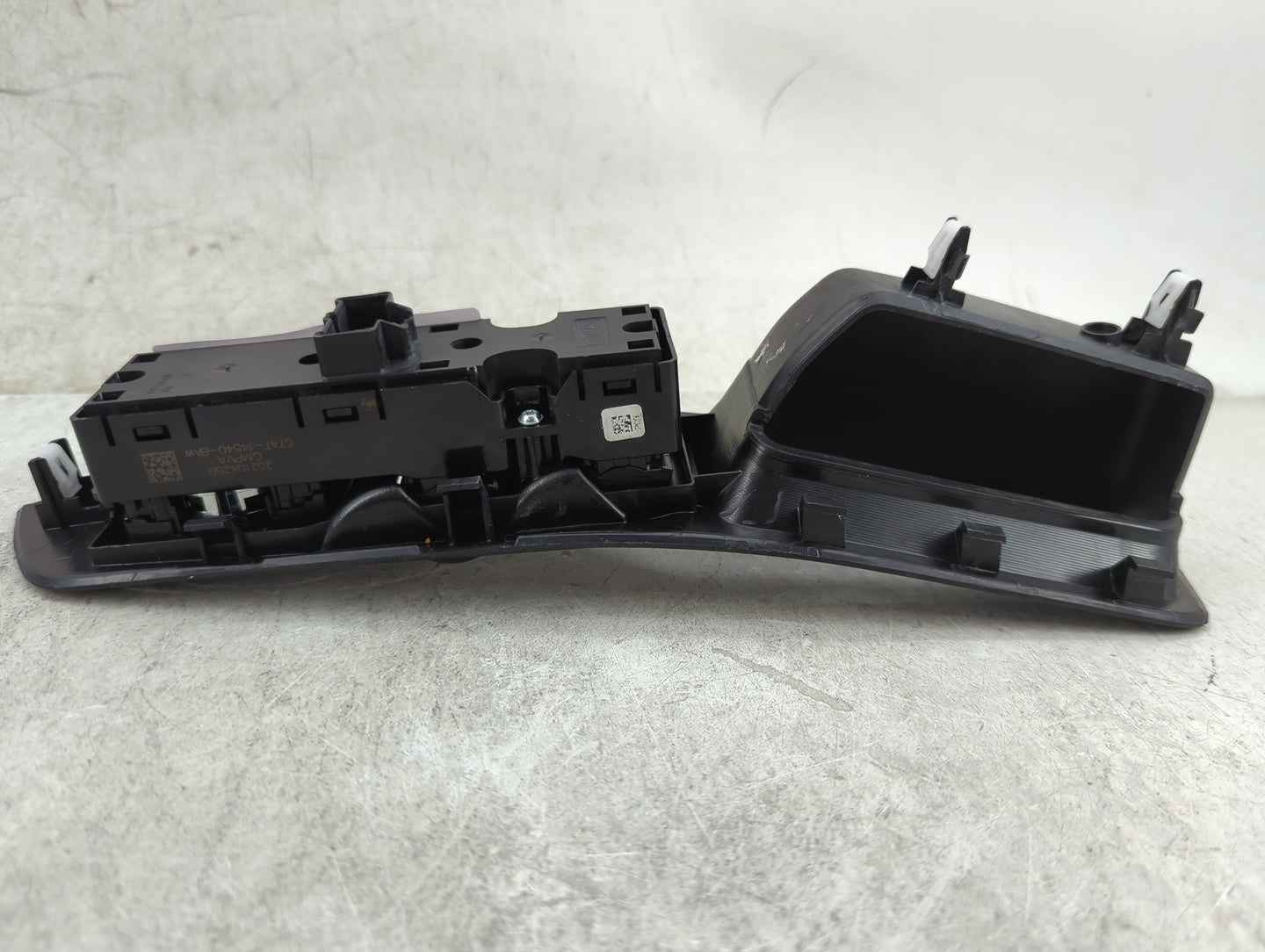 2016-2020 Ford Edge Master Power Window Switch Replacement Driver Side Left P/N:GT4T-14540-BAW Fits Fits 2016 2017 2018 2019
