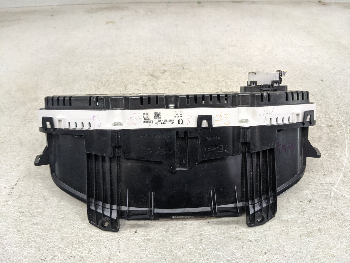 2019-2020 Ford Edge Instrument Cluster Speedometer Gauges P/N:LT4T-10849-CB MX2S7J90-BB01 Miles:30K Fits Fits 2019 2020 OEM 