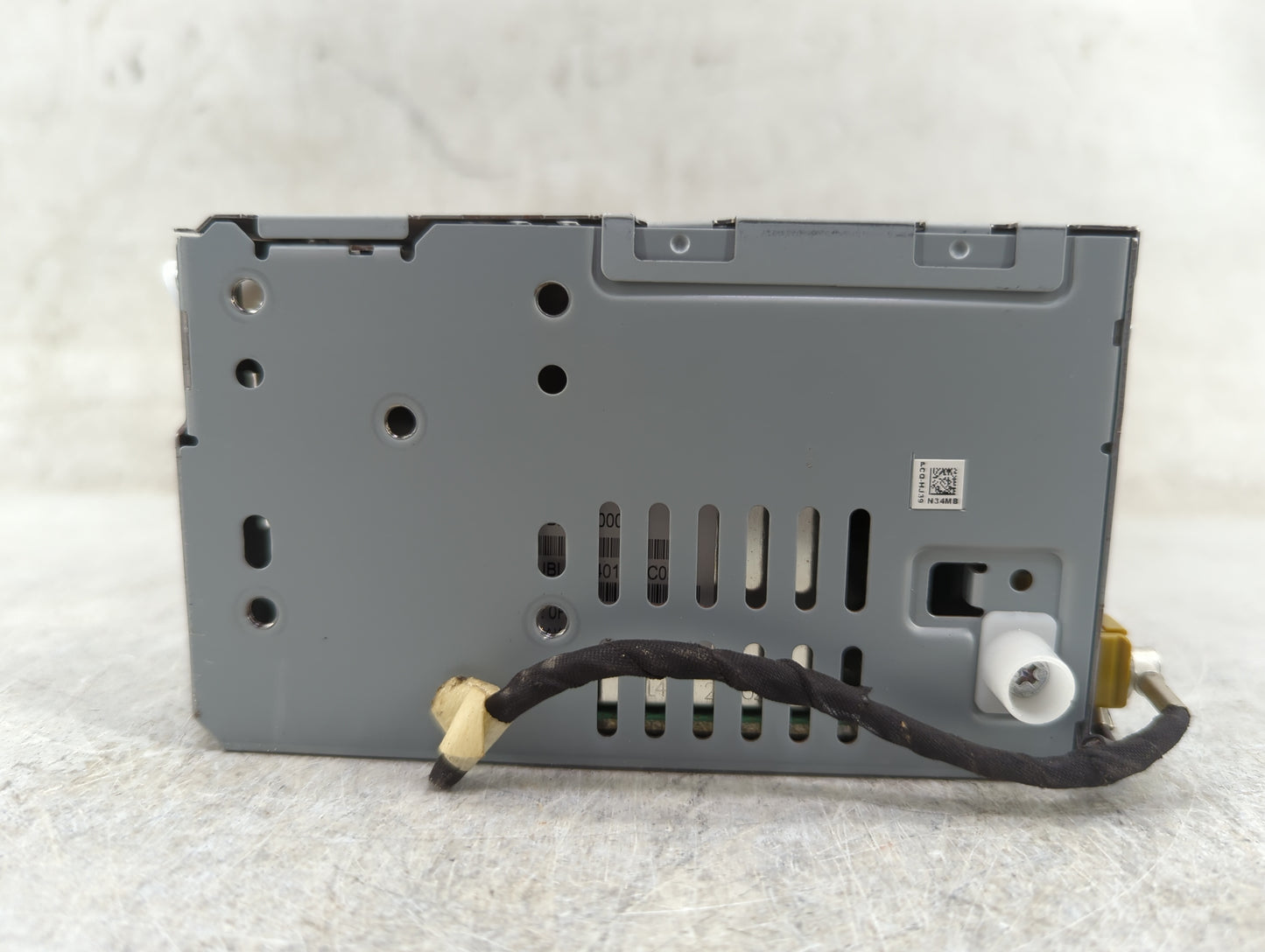 2020 Ford Edge Radio AM FM Cd Player Receiver Replacement P/N:LT4T-18D818-BC GN1T-HU39N54M4 Fits OEM Used Auto Parts - Oemus
