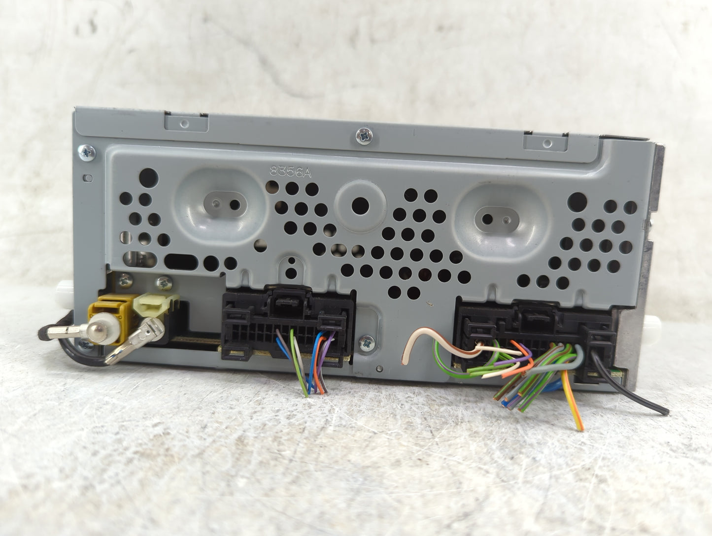 2020 Ford Edge Radio AM FM Cd Player Receiver Replacement P/N:LT4T-18D818-BC GN1T-HU39N54M4 Fits OEM Used Auto Parts - Oemus