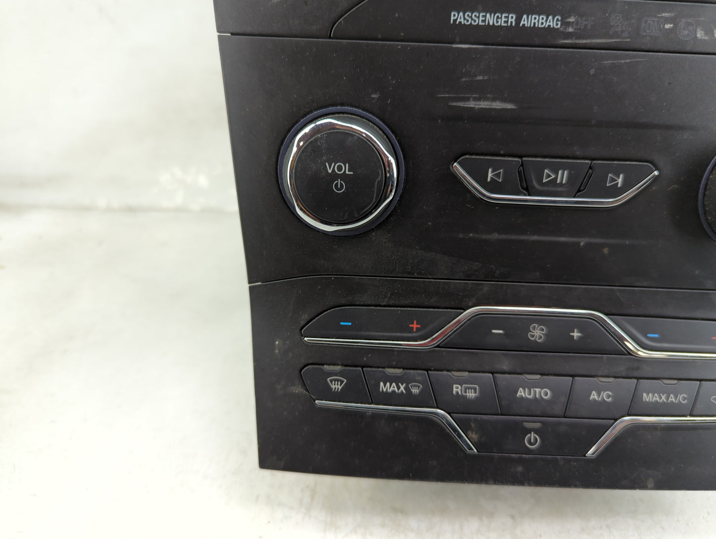 2019-2020 Ford Edge Radio Control Panel 1466238 - Oemusedautoparts1.com