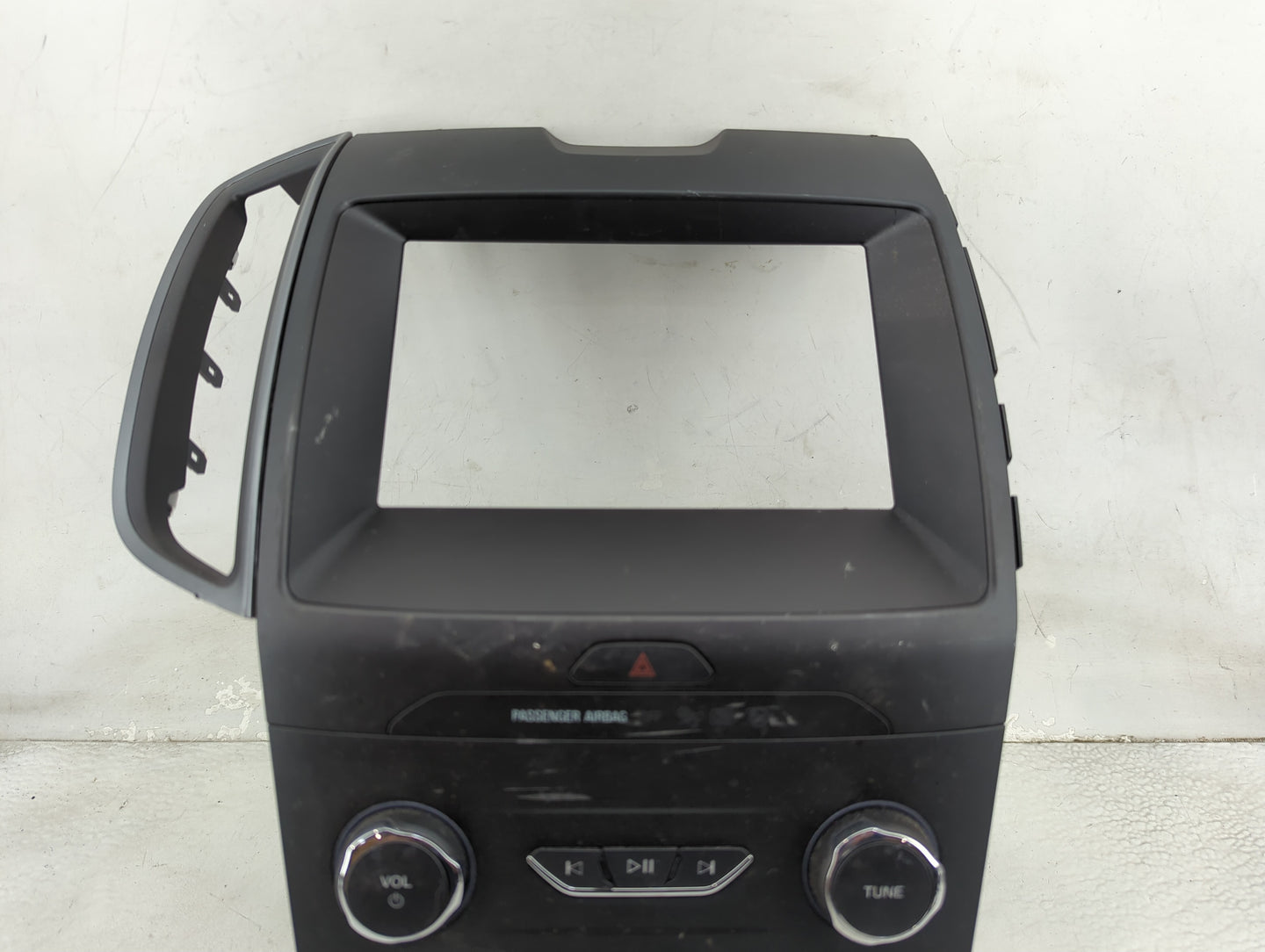 2019-2020 Ford Edge Radio Control Panel 1466238 - Oemusedautoparts1.com