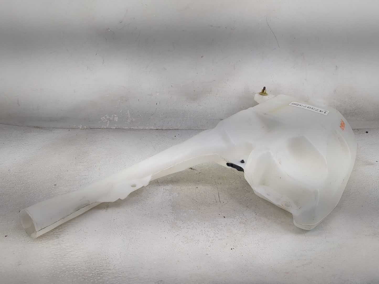 2016-2020 Ford Edge Windshield Washer Fluid Reservoir Bottle Oem 1473973 - Oemusedautoparts1.com