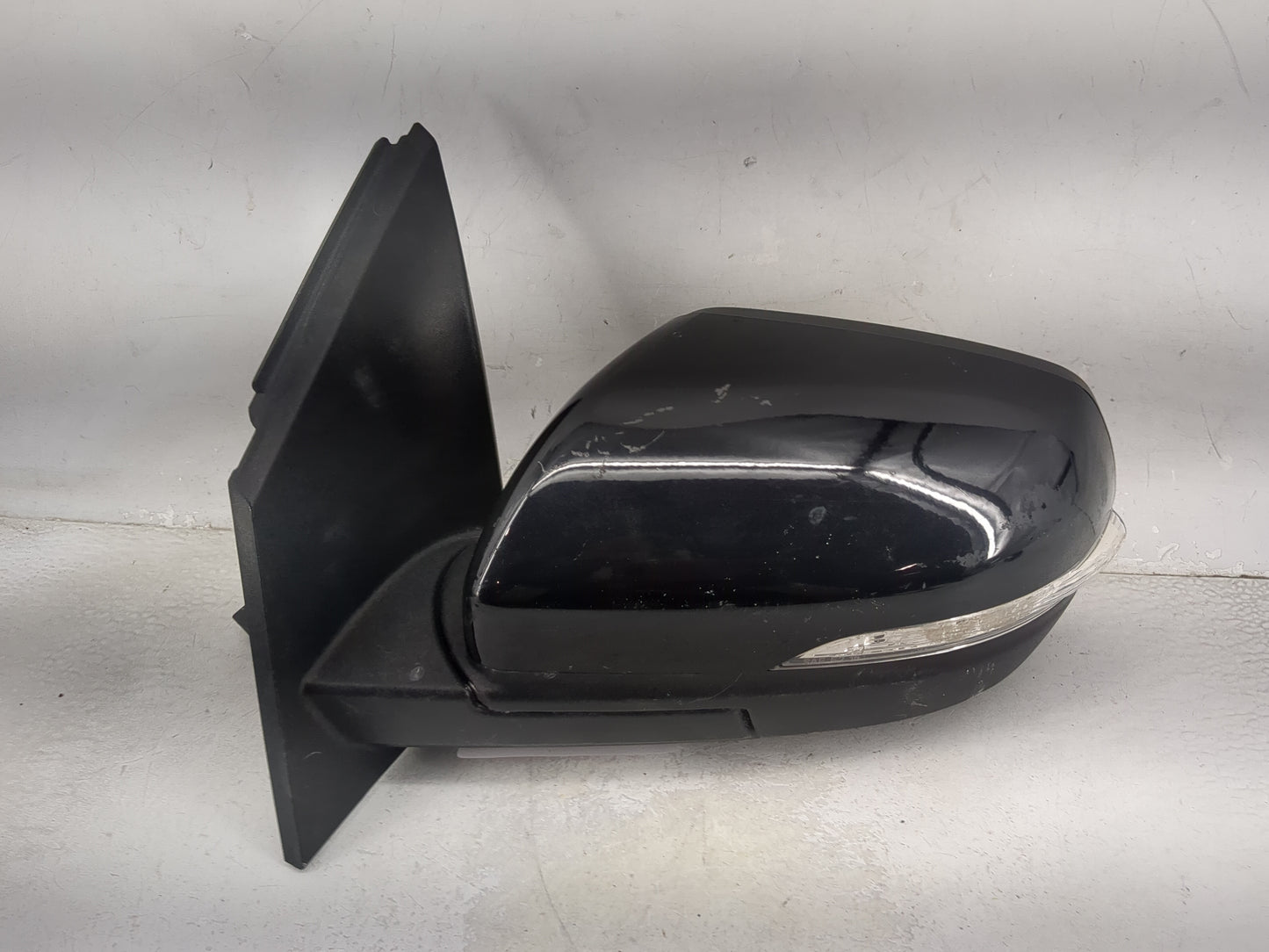 2019-2020 Ford Edge Driver Side View Mirror - Left Door Mirror OEM Used - Oemusedautoparts1.com