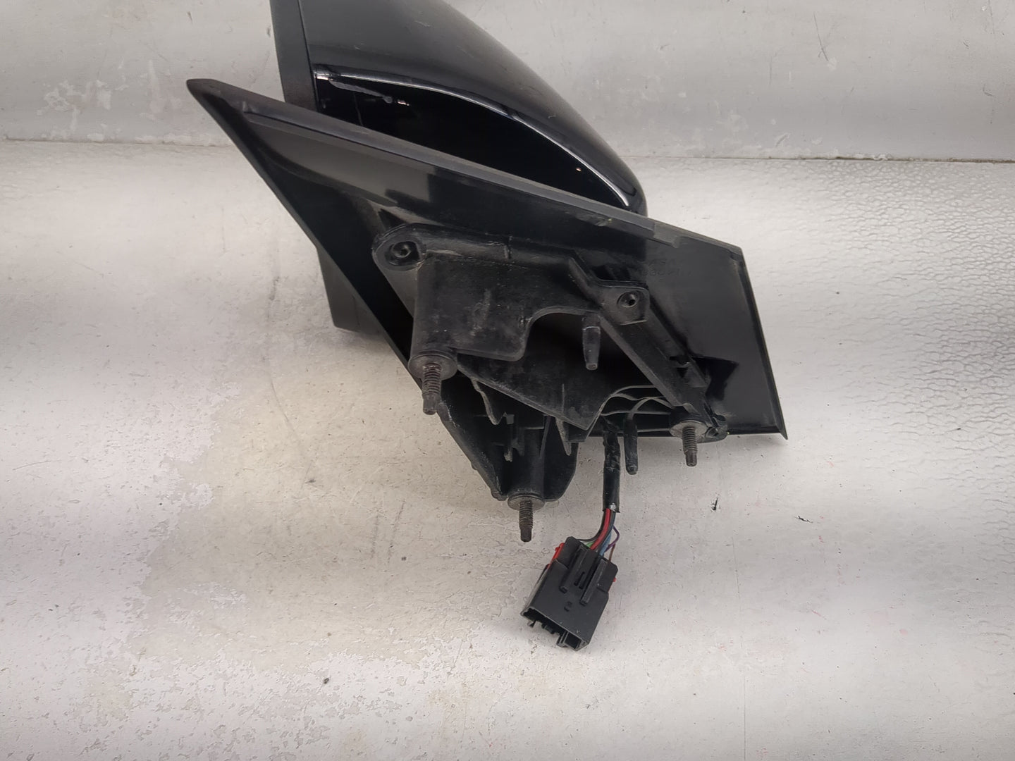 2019-2020 Ford Edge Driver Side View Mirror - Left Door Mirror OEM Used - Oemusedautoparts1.com