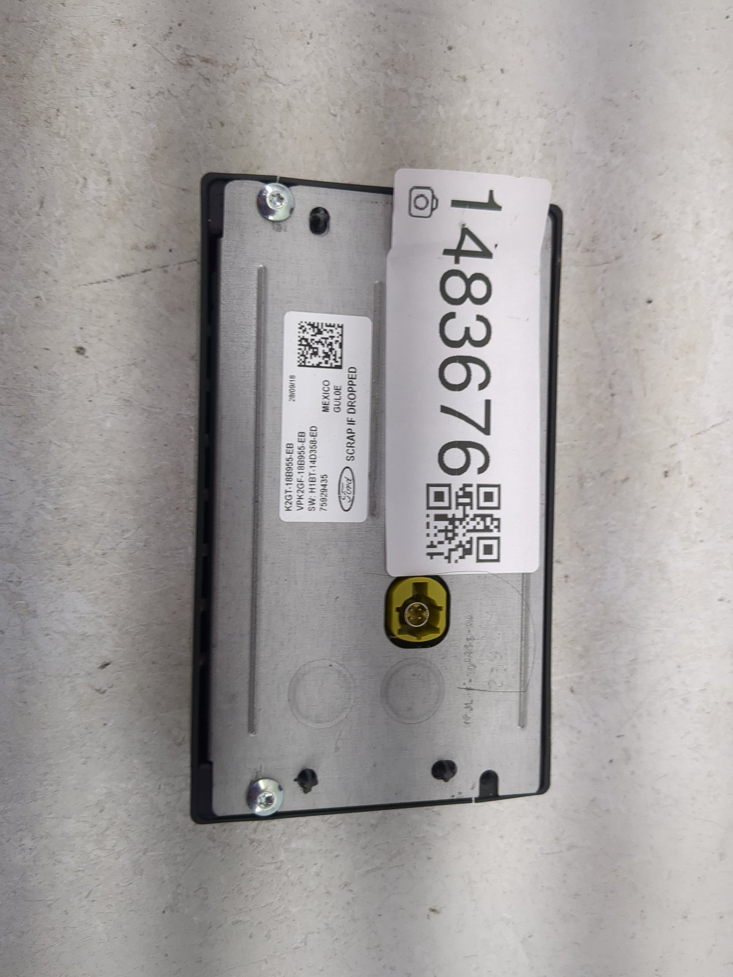 2019-2020 Ford Edge Information Display Screen 1483676 - Oemusedautoparts1.com