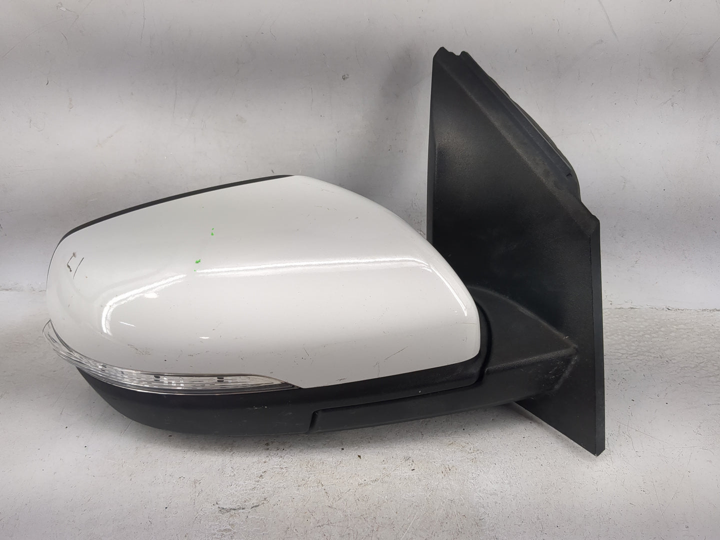 2019-2020 Ford Edge Passenger Side View Mirror - Right Door Mirror OEM Used - Oemusedautoparts1.com