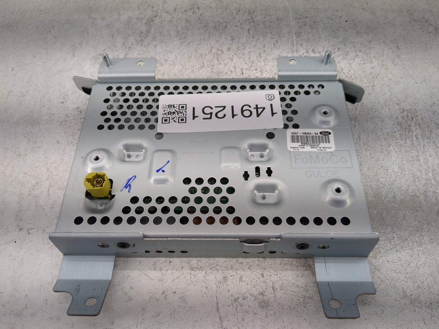 2019-2020 Ford Edge Information Display Screen 1491251 - Oemusedautoparts1.com