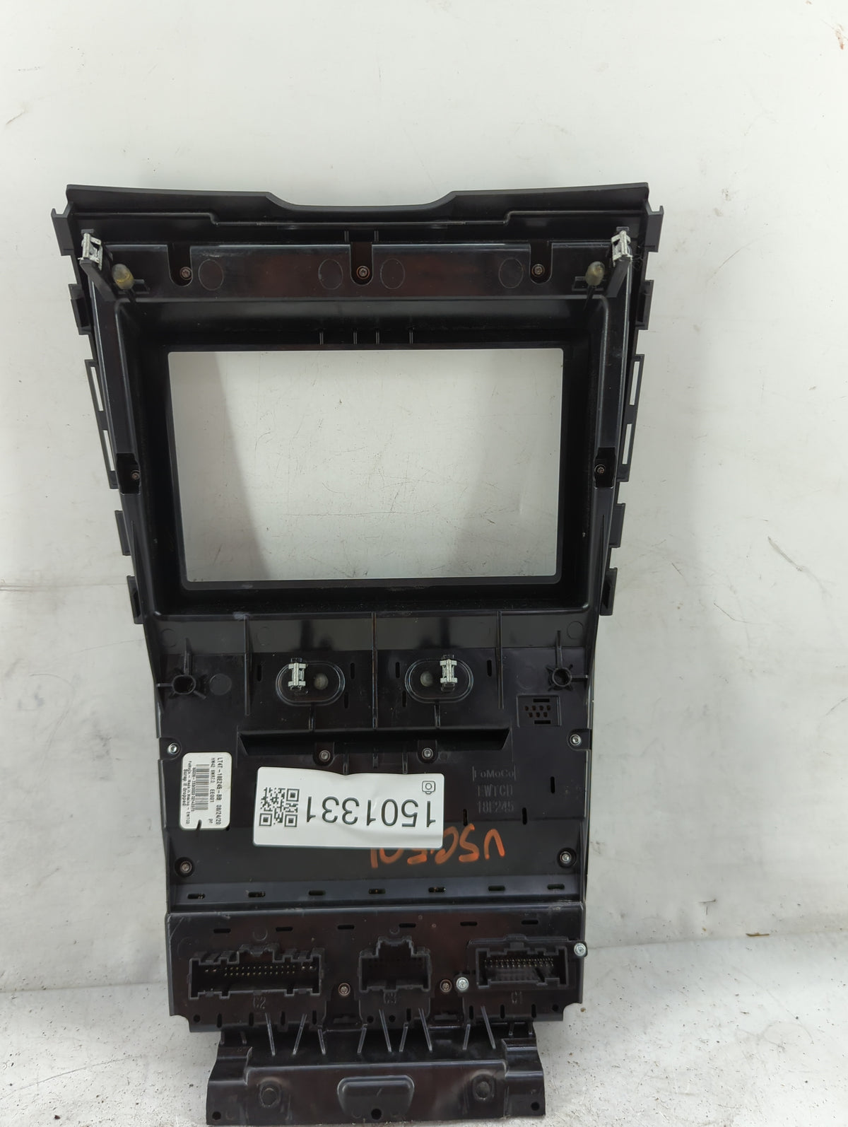 2019-2020 Ford Edge Radio Control Panel Black 1501331 - Oemusedautoparts1.com