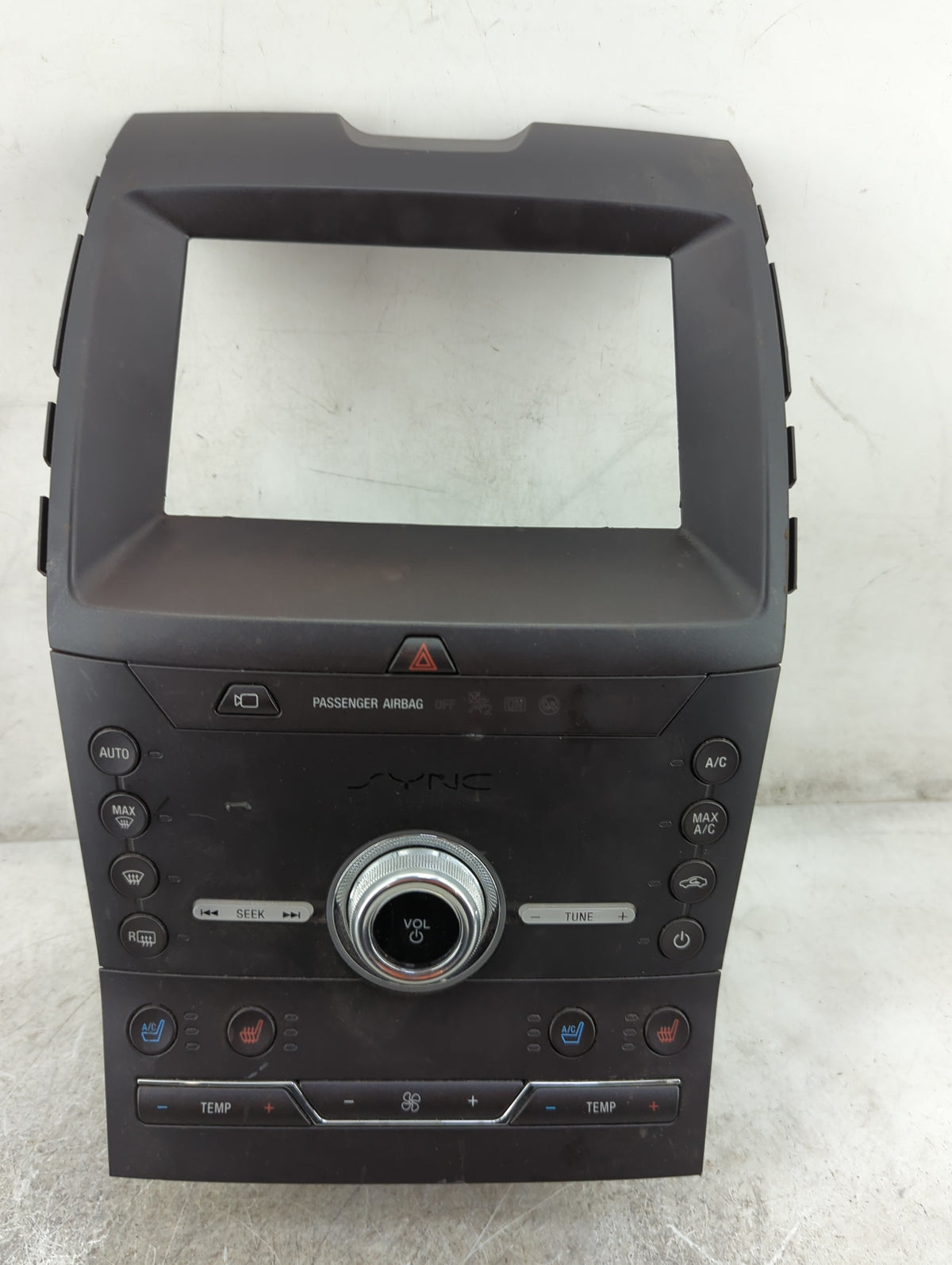 2019-2020 Ford Edge Radio Control Panel Black 1514352 - Oemusedautoparts1.com