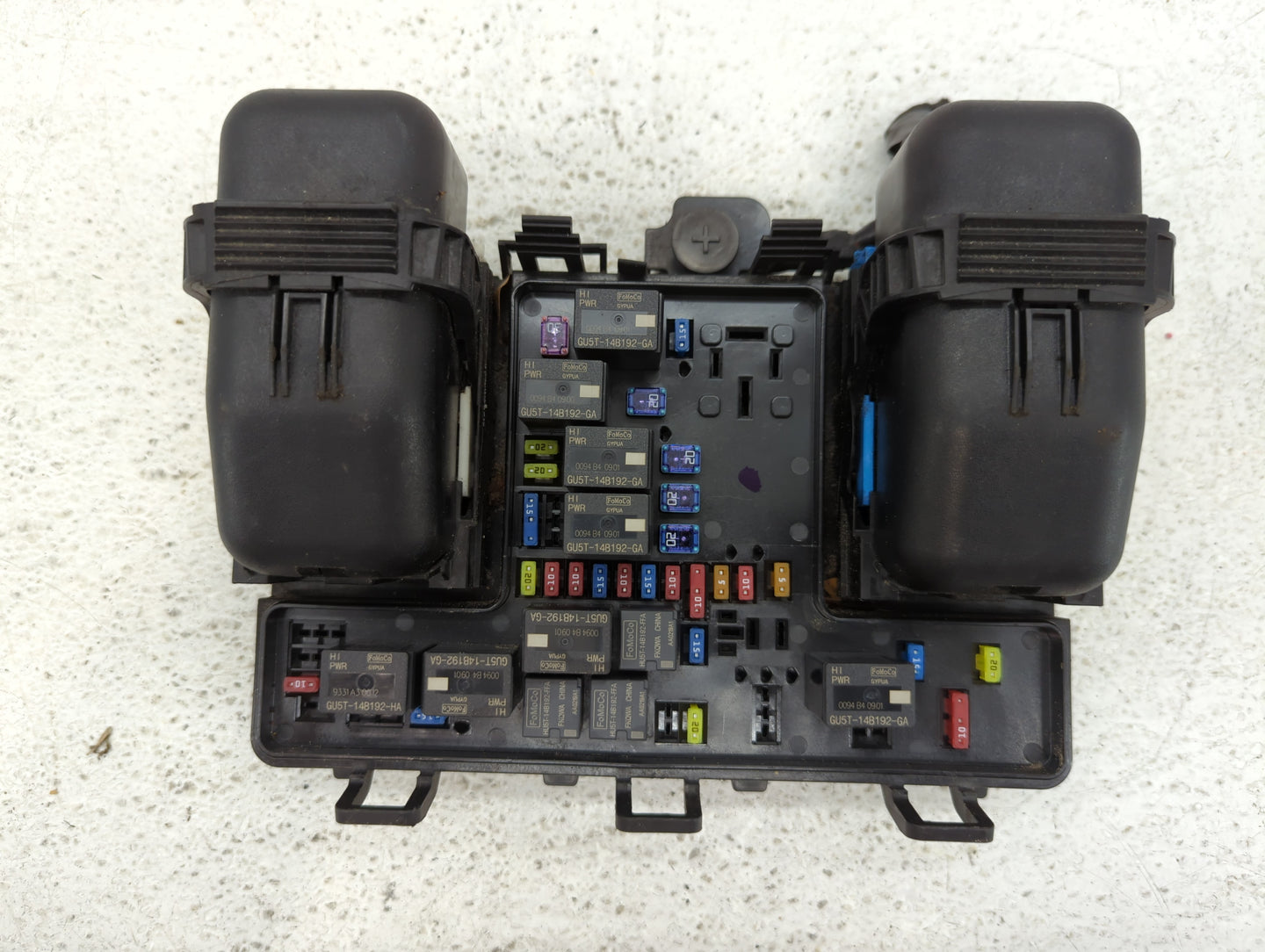 2019-2020 Ford Edge Fusebox Fuse Box Panel Relay Module P/N:K2GT14D068BC_01 Fits Fits 2019 2020 OEM Used Auto Parts - Oemuse