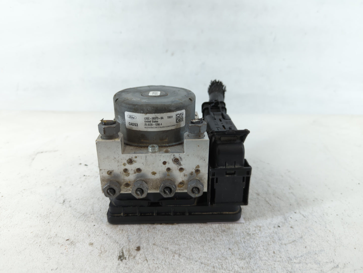 2019-2020 Ford Edge ABS Pump Control Module Replacement P/N:L2GC-2B373-BA Fits Fits 2019 2020 OEM Used Auto Parts - Oemuseda