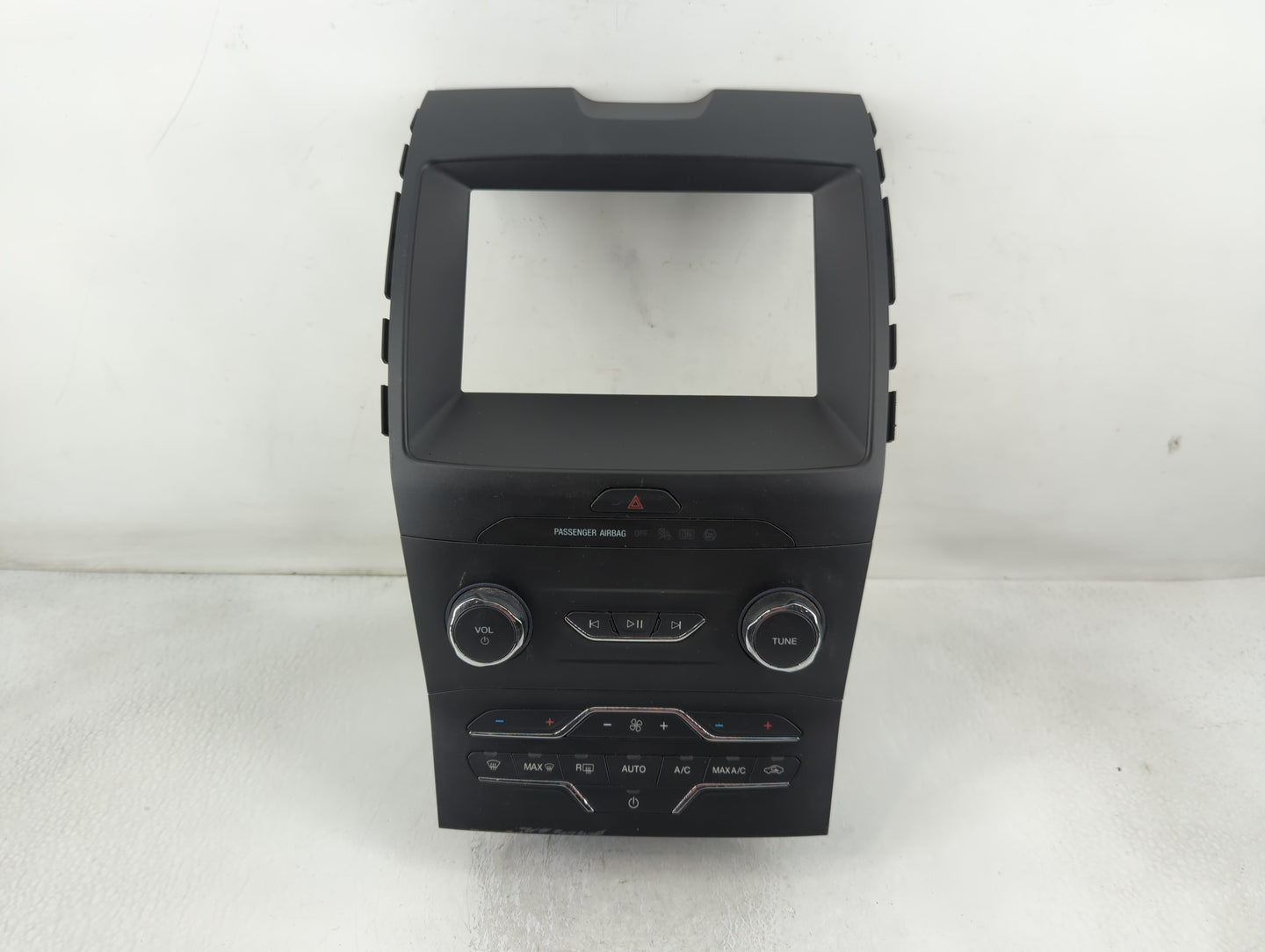 2019-2020 Ford Edge Radio AM FM Cd Player Receiver Replacement P/N:LT4T-18E245-HB Fits Fits 2019 2020 OEM Used Auto Parts - 