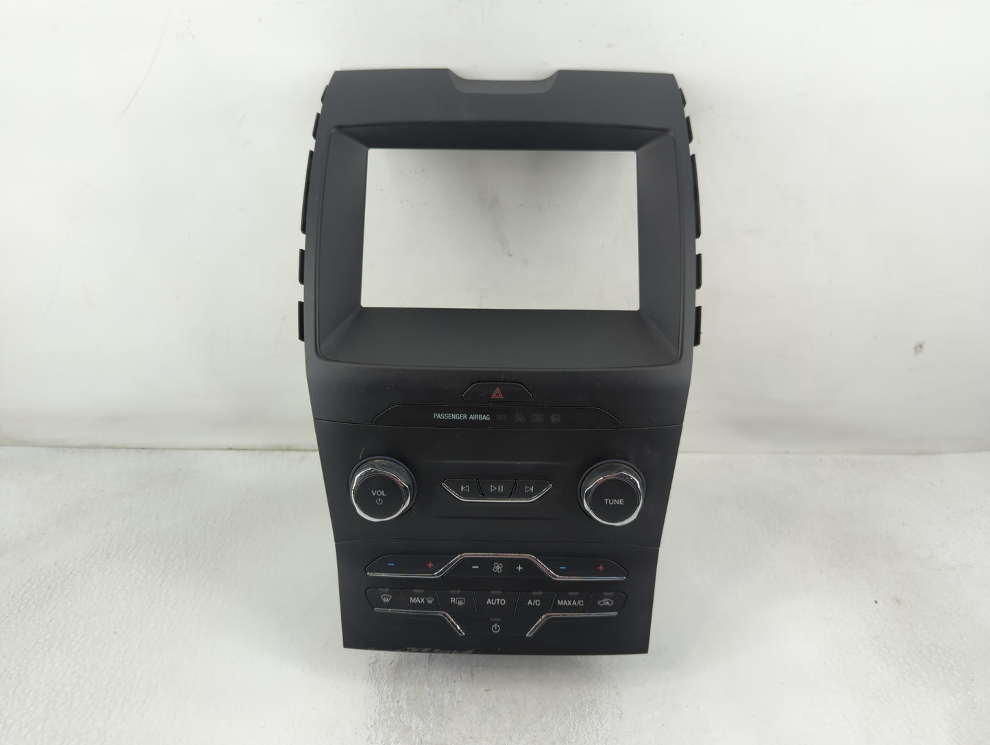 2019-2020 Ford Edge Radio AM FM Cd Player Receiver Replacement P/N:LT4T-18E245-HB Fits Fits 2019 2020 OEM Used Auto Parts - 