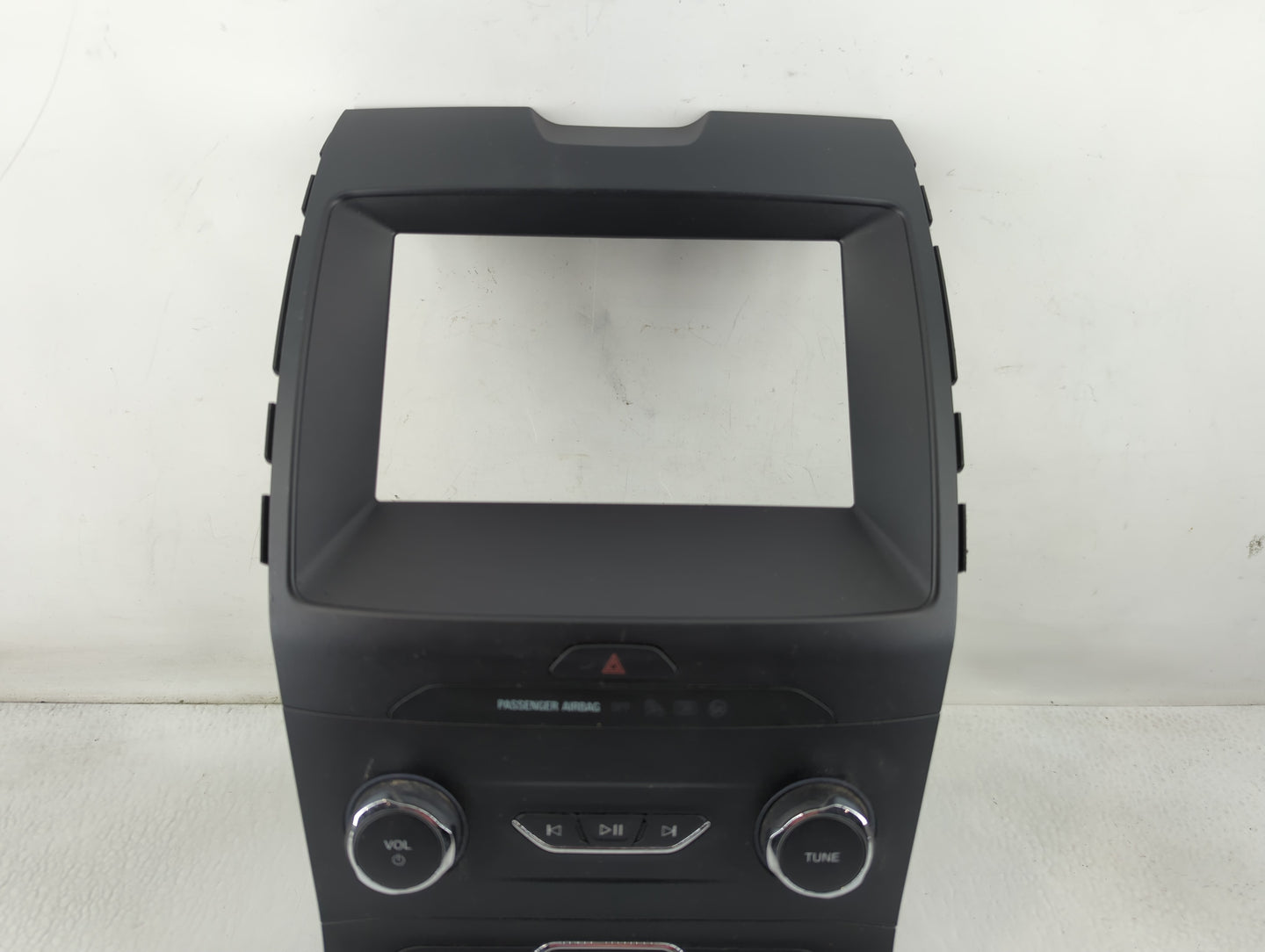2019-2020 Ford Edge Radio AM FM Cd Player Receiver Replacement P/N:LT4T-18E245-HB Fits Fits 2019 2020 OEM Used Auto Parts - 