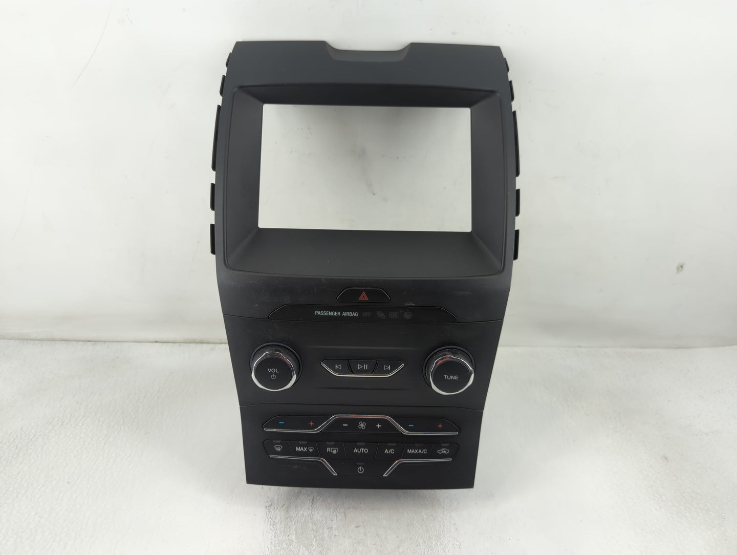 2019-2020 Ford Edge Radio AM FM Cd Player Receiver Replacement P/N:LT4T-18E245-HB Fits Fits 2019 2020 OEM Used Auto Parts - 
