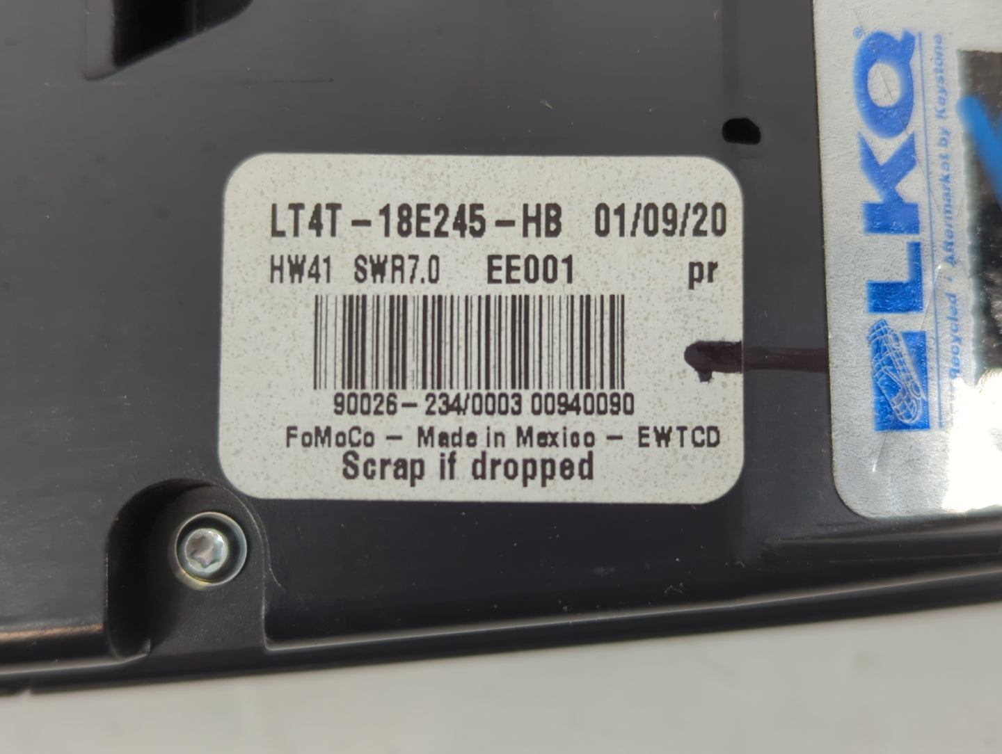 2019-2020 Ford Edge Radio AM FM Cd Player Receiver Replacement P/N:LT4T-18E245-HB Fits Fits 2019 2020 OEM Used Auto Parts - 