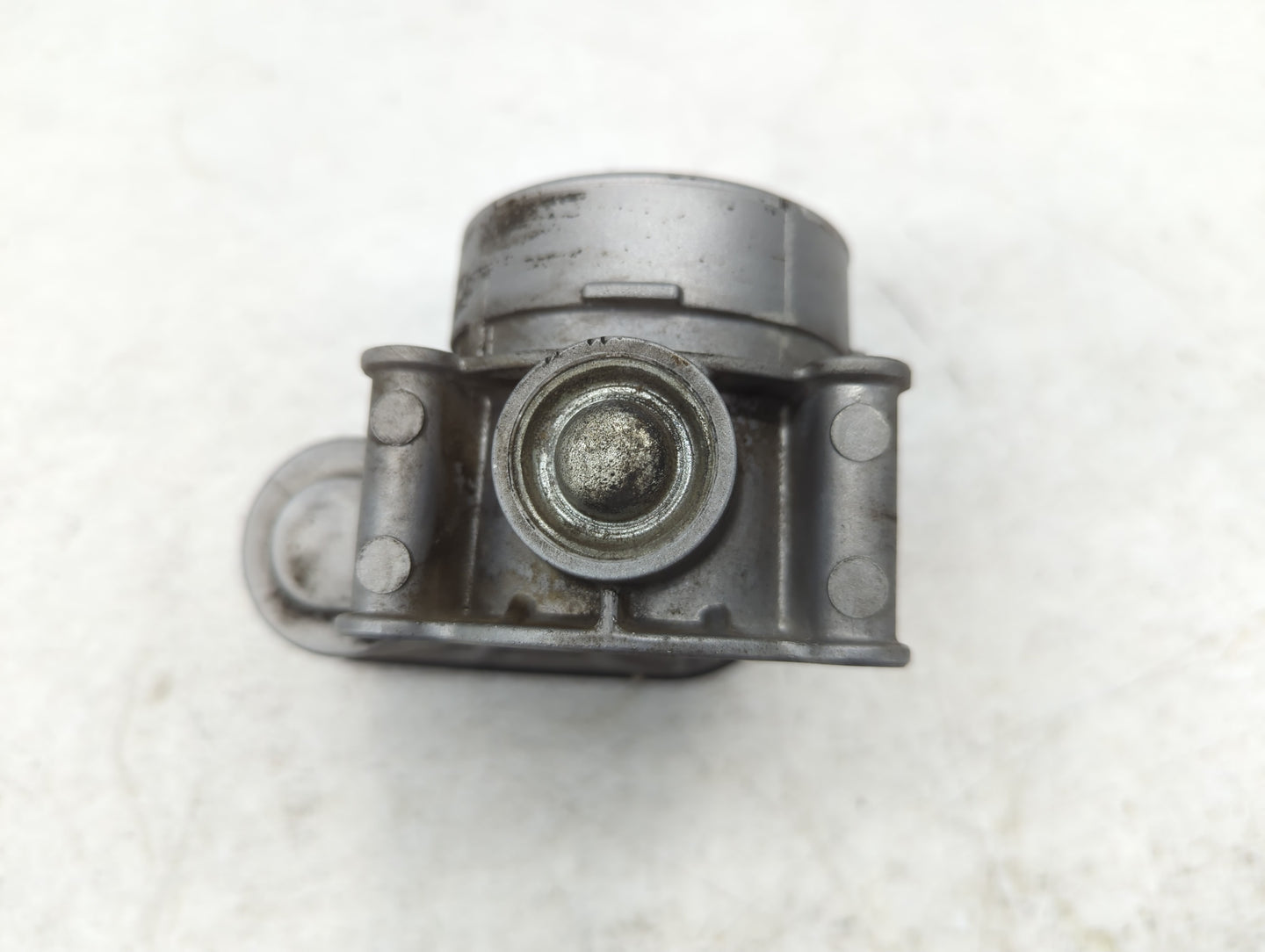 2020-2022 Ford Escape Throttle Body P/N:DS7E-9F991-AF Fits Fits 2020 2021 2022 OEM Used Auto Parts - Oemusedautoparts1.com