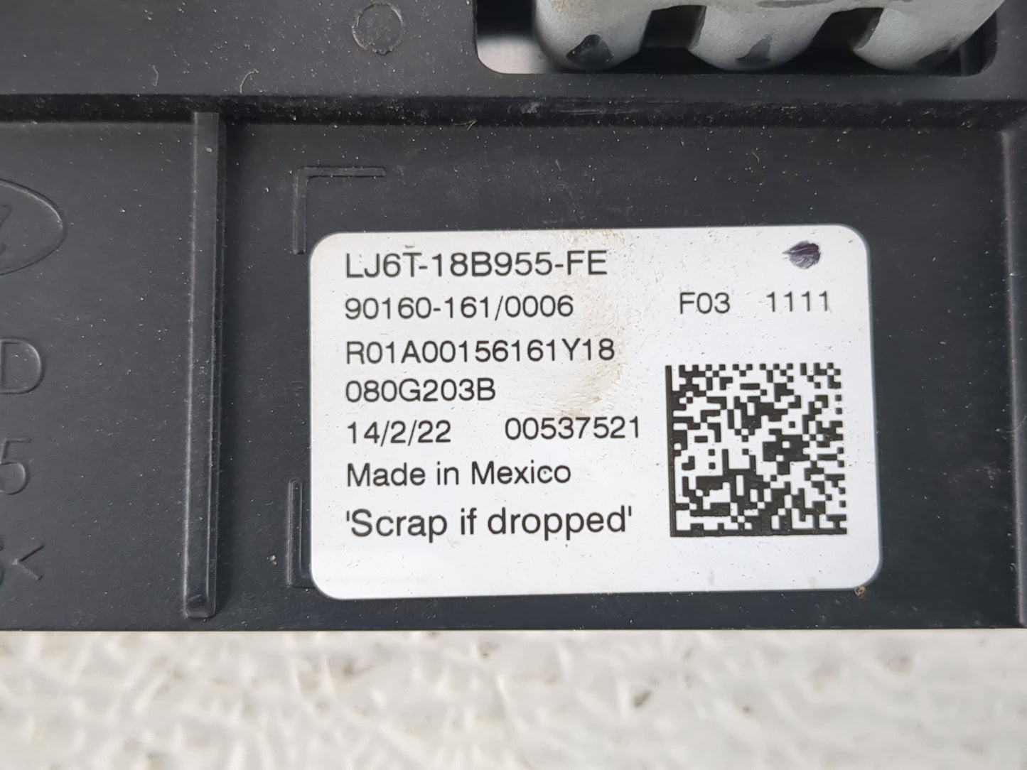 2020-2020 Ford Escape Information Display Screen - Oemusedautoparts1.com