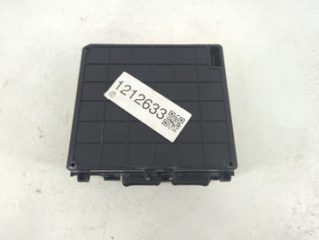 2020-2022 Ford Escape Fusebox Fuse Box Panel Relay Module P/N:E07715201 Fits Fits 2020 2021 2022 OEM Used Auto Parts - Oemus