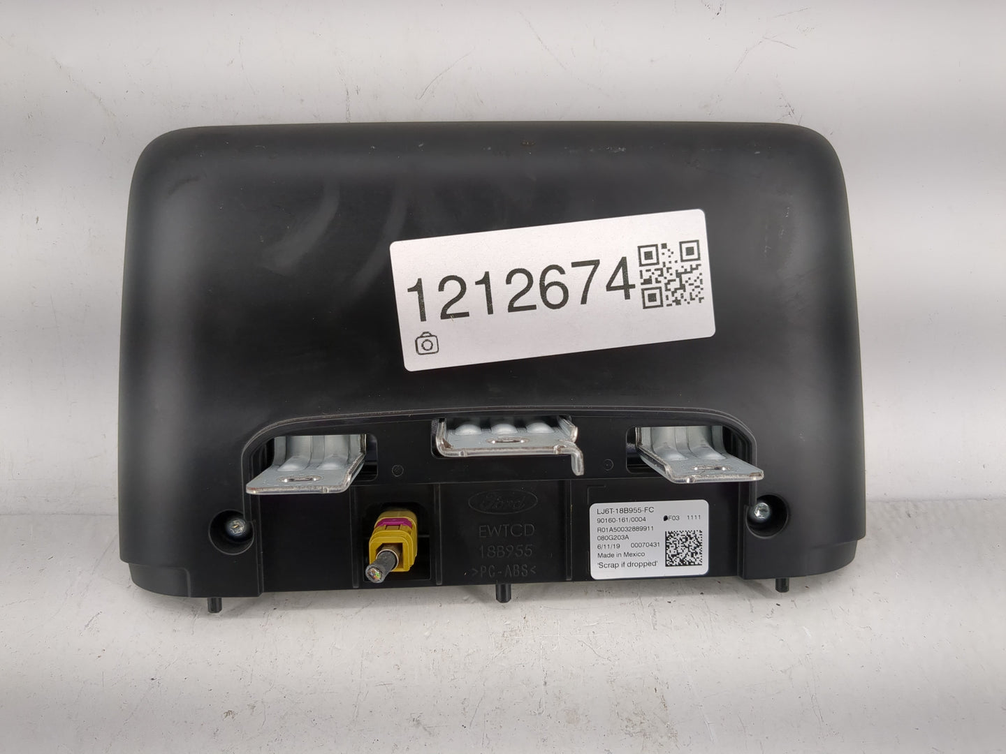 2020-2020 Ford Escape Information Display Screen - Oemusedautoparts1.com