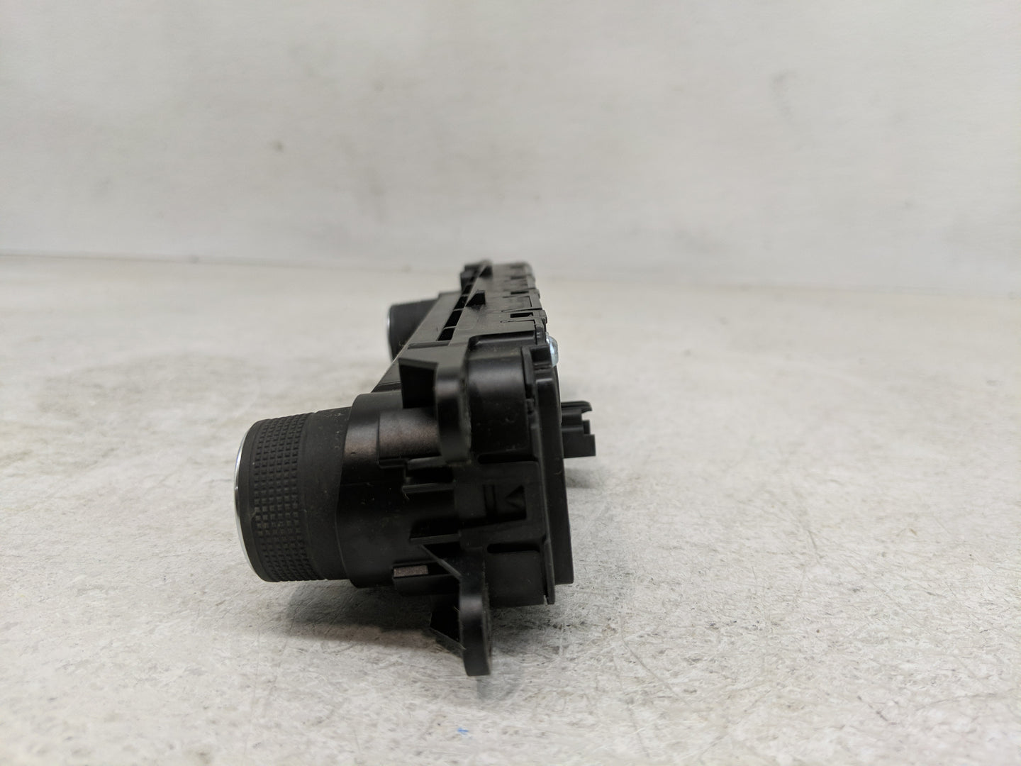2020-2020 Ford Escape Radio Control Panel - Oemusedautoparts1.com