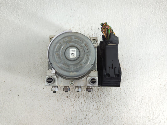 2020-2022 Ford Escape ABS Pump Control Module Replacement P/N:LX6C-2C219-CJ Fits Fits 2020 2021 2022 OEM Used Auto Parts