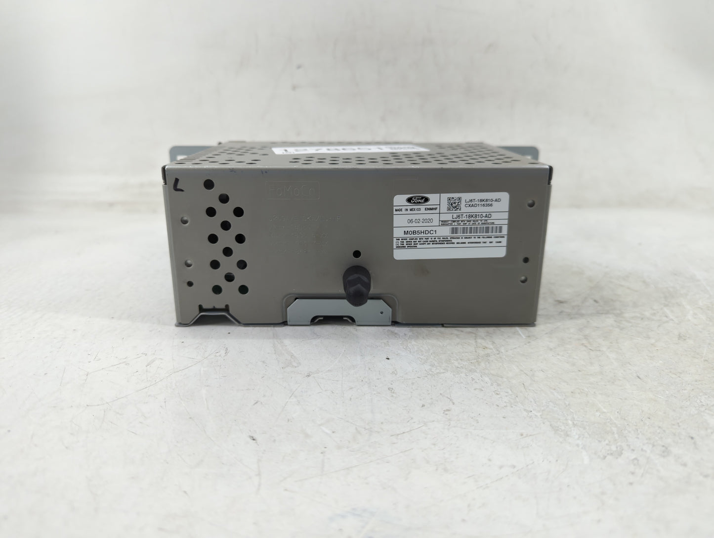 2020 Ford Escape Radio AM FM Cd Player Receiver Replacement P/N:LJ6T-18K810-AD Fits OEM Used Auto Parts - Oemusedautoparts1.