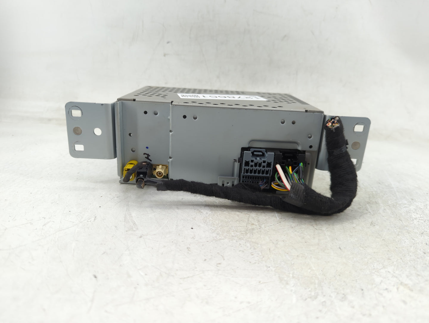 2020 Ford Escape Radio AM FM Cd Player Receiver Replacement P/N:LJ6T-18K810-AD Fits OEM Used Auto Parts - Oemusedautoparts1.