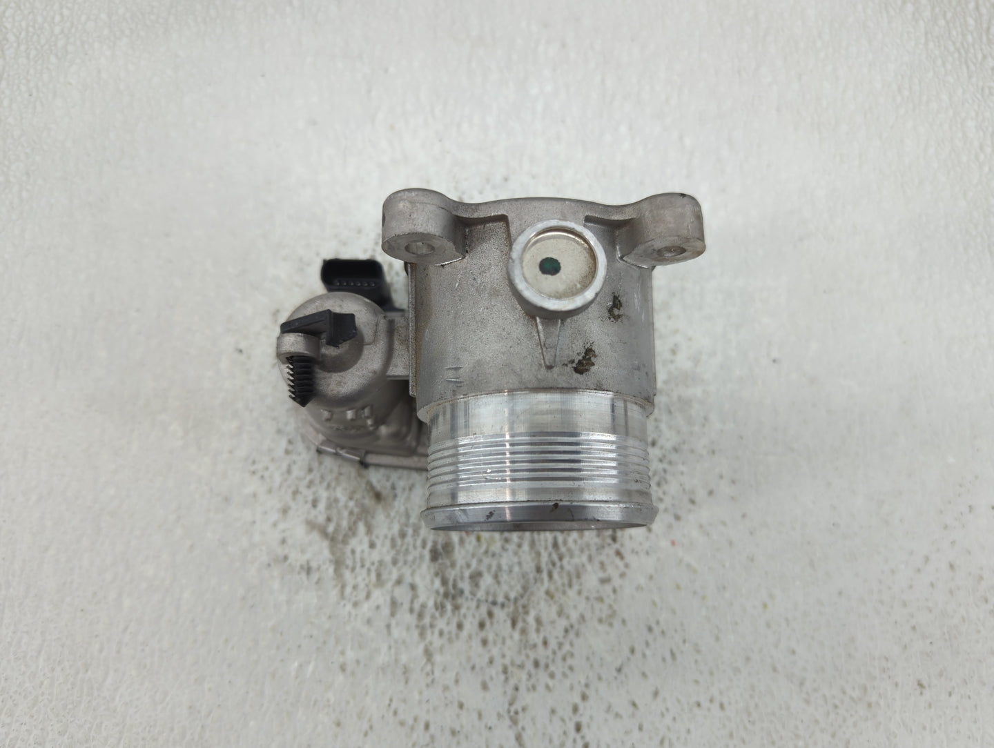 2020 Ford Escape Throttle Body P/N:P2GE-9F991-AC Fits Fits 2021 2022 OEM Used Auto Parts - Oemusedautoparts1.com