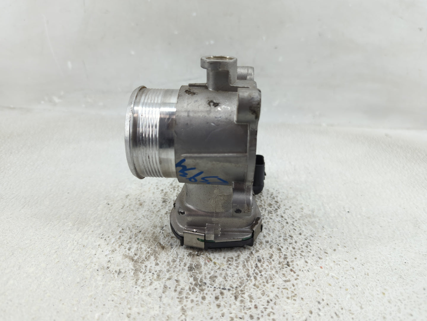2020 Ford Escape Throttle Body P/N:P2GE-9F991-AC Fits Fits 2021 2022 OEM Used Auto Parts - Oemusedautoparts1.com