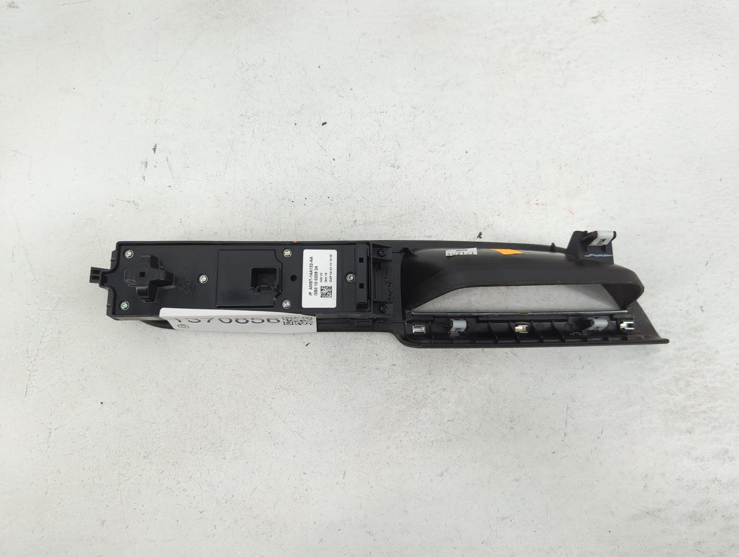 2020-2022 Ford Escape Master Power Window Switch Replacement Driver Side Left P/N:AM5T-14A132-AA Fits Fits 2020 2021 2022 OE
