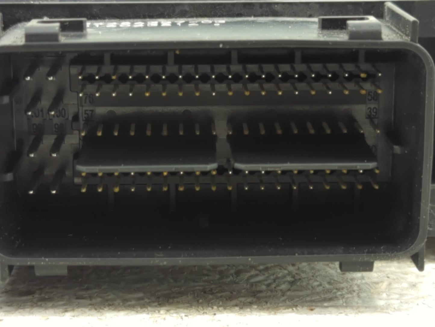 2020-2022 Ford Escape PCM Engine Control Computer ECU ECM PCU OEM P/N:LX6A-12A650-YA 0 261 S22 491 Fits Fits 2020 2021 2022 
