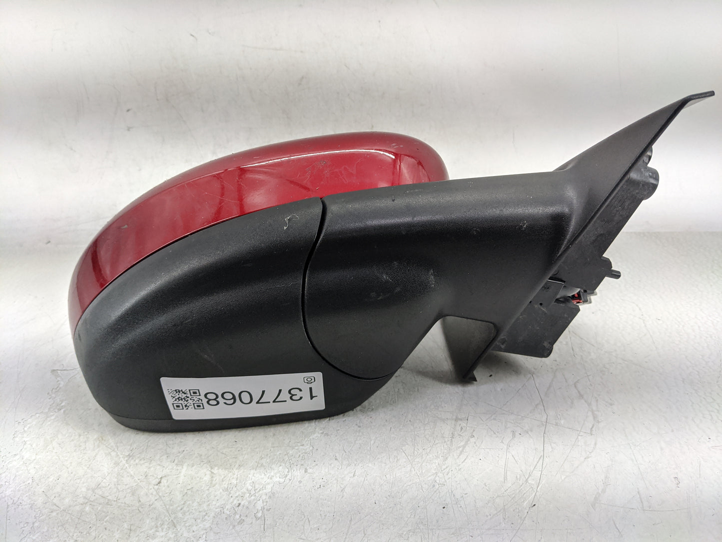 2020-2022 Ford Escape Passenger Side View Mirror - Right Door Mirror OEM Used - Oemusedautoparts1.com