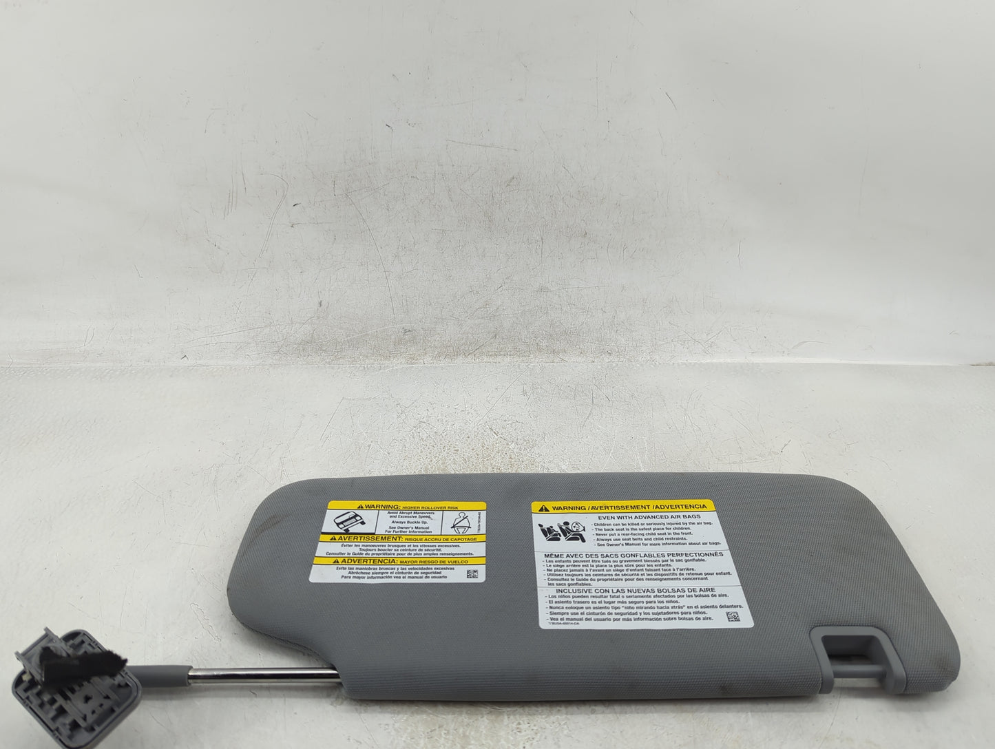 2020 Ford Escape Sun Visor Shade Replacement Passenger Right Mirror Fits OEM Used Auto Parts - Oemusedautoparts1.com