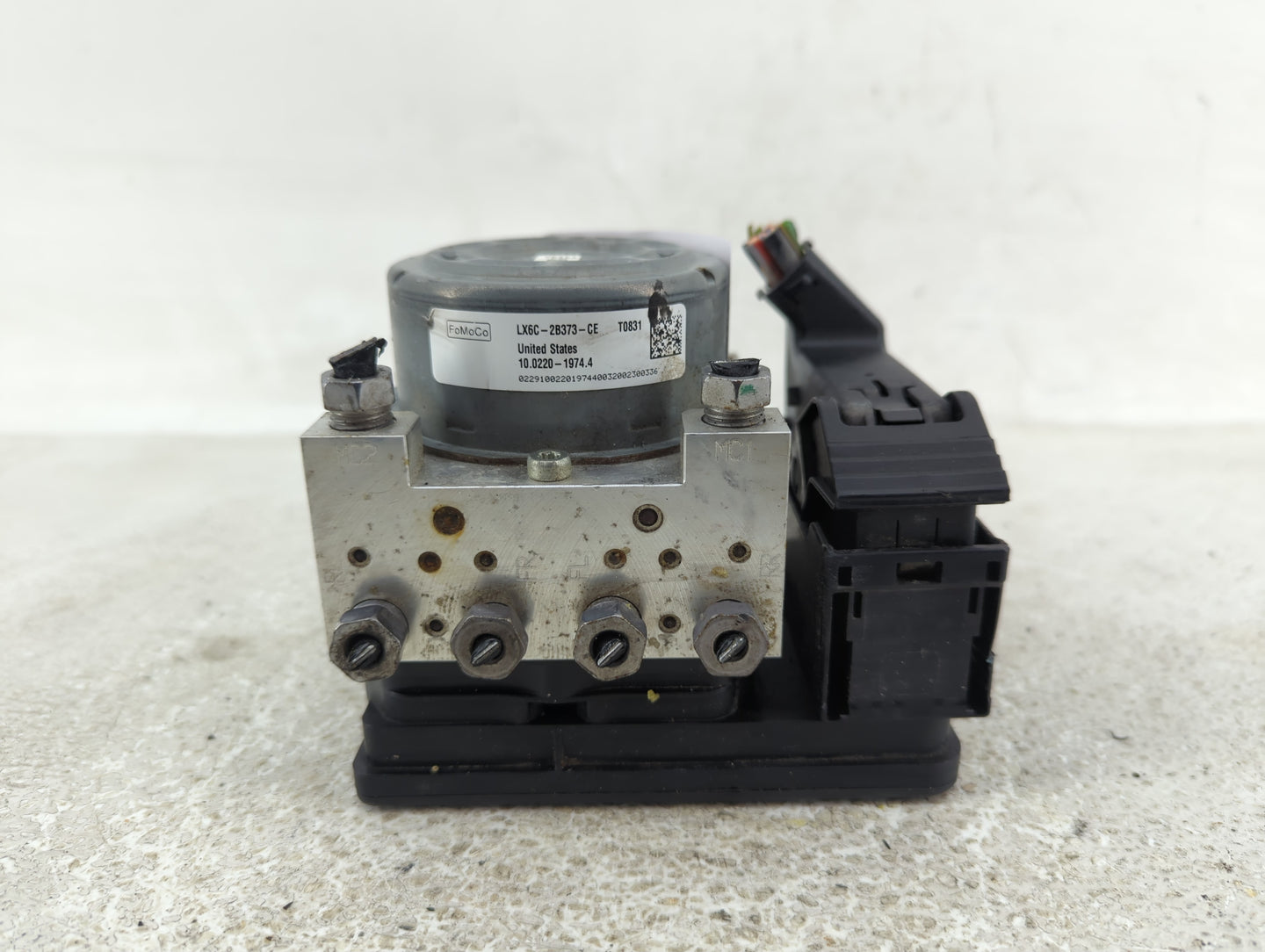 2020-2022 Ford Escape ABS Pump Control Module Replacement P/N:LX6C-2B373-CE LX6C-2C219-CJ Fits Fits 2020 2021 2022 OEM Used 