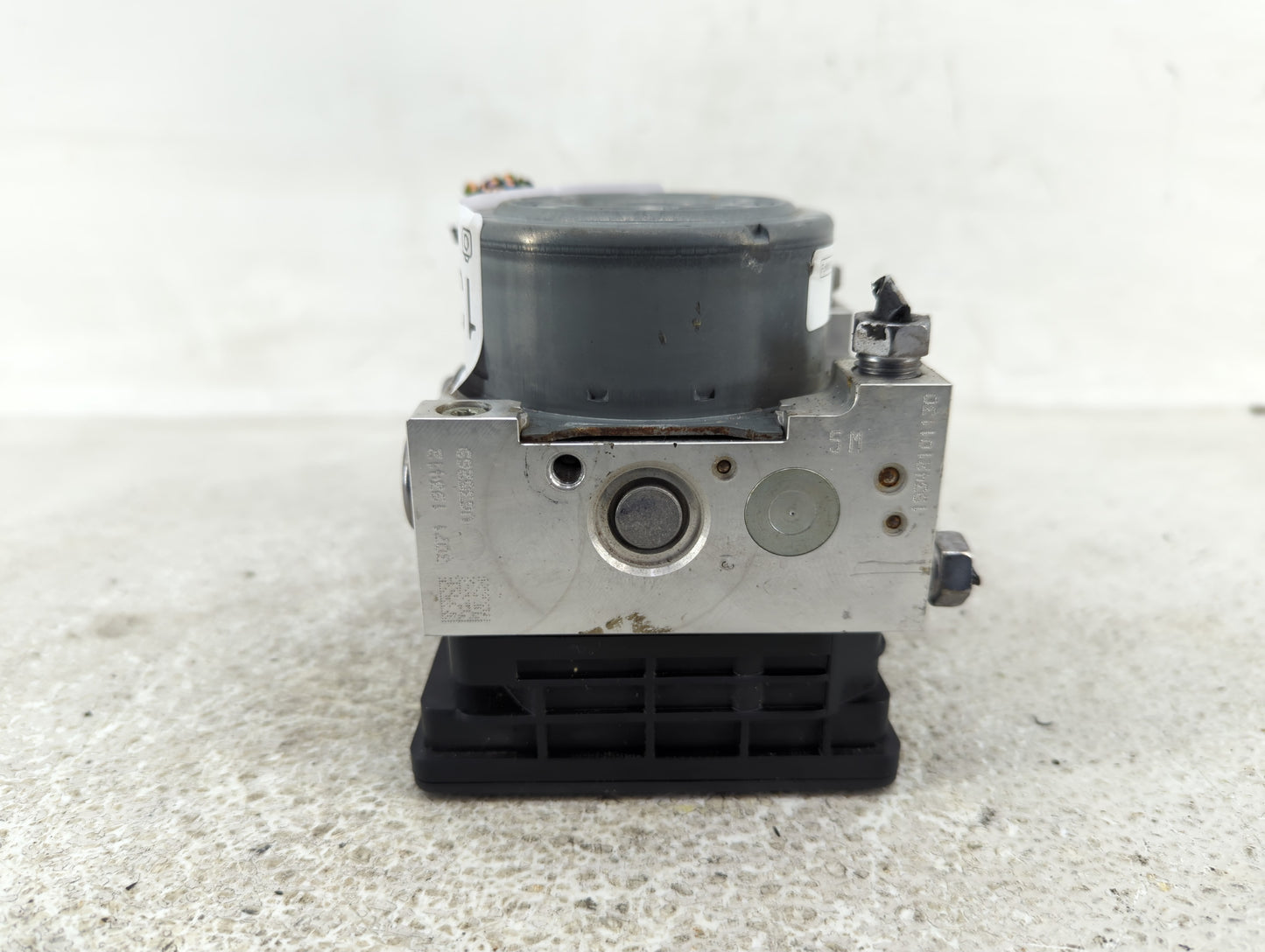 2020-2022 Ford Escape ABS Pump Control Module Replacement P/N:LX6C-2B373-CE LX6C-2C219-CJ Fits Fits 2020 2021 2022 OEM Used 