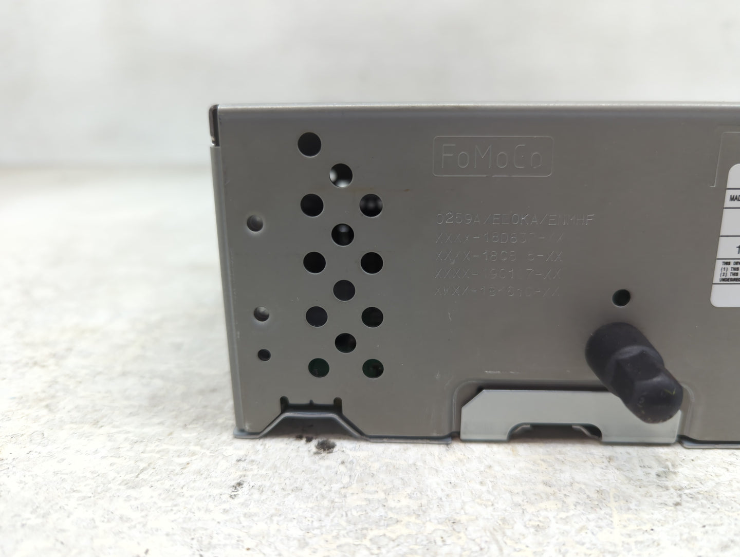 2020 Ford Escape Radio AM FM Cd Player Receiver Replacement P/N:LJ6T-18K810-AD Fits OEM Used Auto Parts - Oemusedautoparts1.