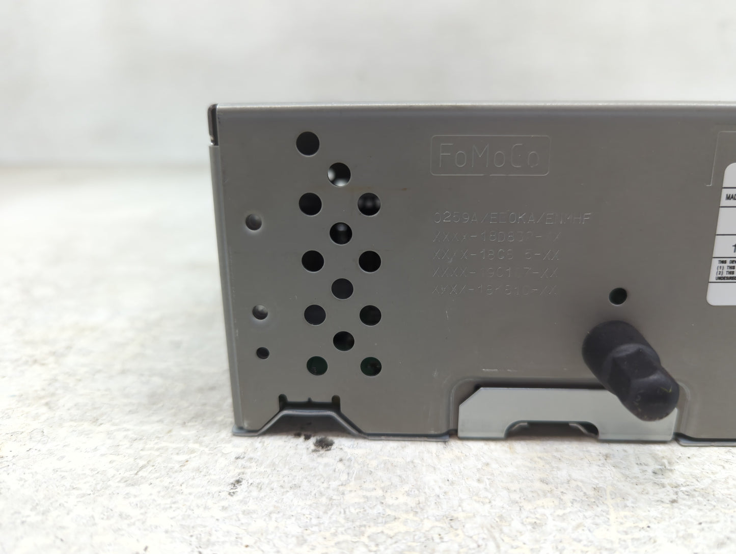 2020 Ford Escape Radio AM FM Cd Player Receiver Replacement P/N:LJ6T-18K810-AD Fits OEM Used Auto Parts - Oemusedautoparts1.