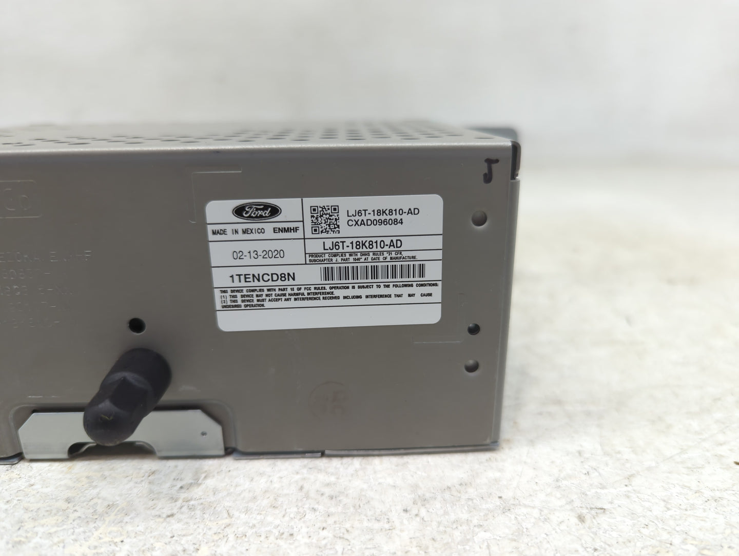 2020 Ford Escape Radio AM FM Cd Player Receiver Replacement P/N:LJ6T-18K810-AD Fits OEM Used Auto Parts - Oemusedautoparts1.