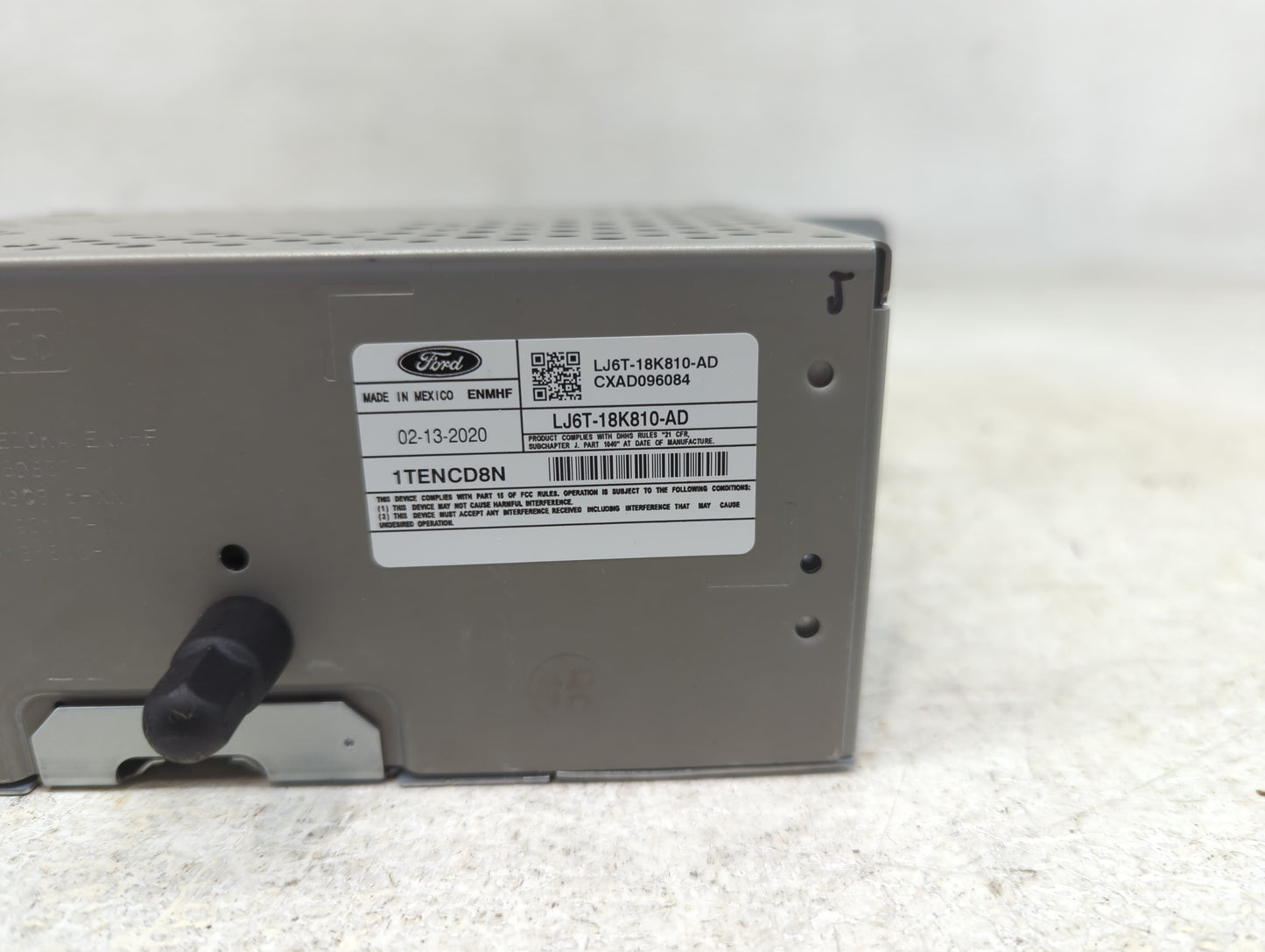 2020 Ford Escape Radio AM FM Cd Player Receiver Replacement P/N:LJ6T-18K810-AD Fits OEM Used Auto Parts - Oemusedautoparts1.